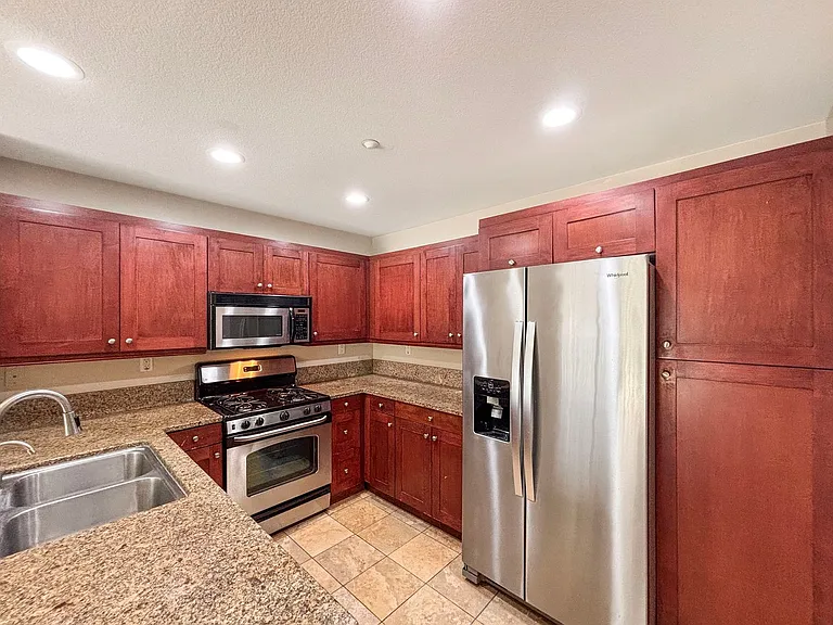 3139 Trinity Bay Pl — Photo 2
