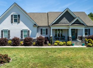 2605 Maple Hollow Ct, Zebulon, NC 27597