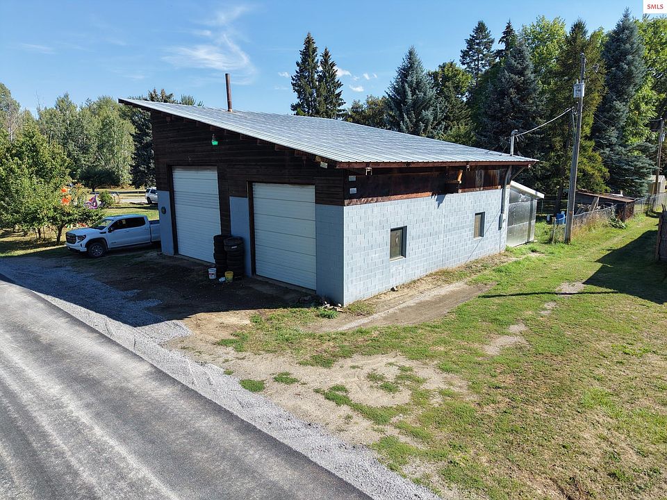 1st image of 258 3rd St