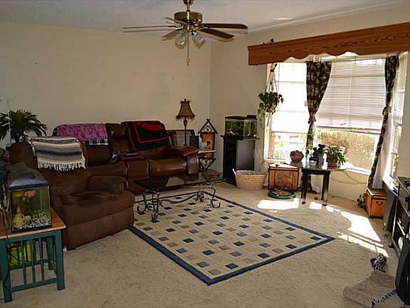 3rd image of 1139 Stillwater Ave