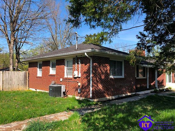 5th image of 407 Brookwood Dr