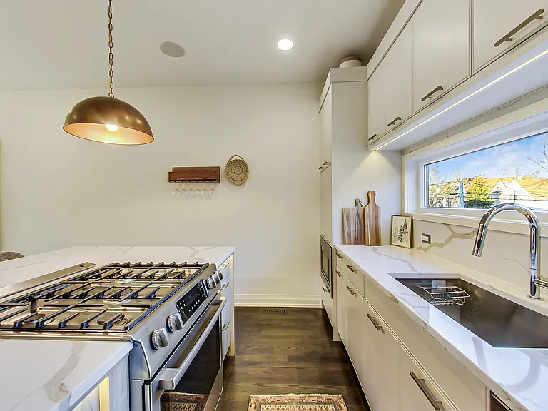 1903 N Monticello Ave — Photo 12