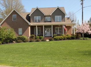 1 Jay Bird Dr, Hurricane, WV 25526