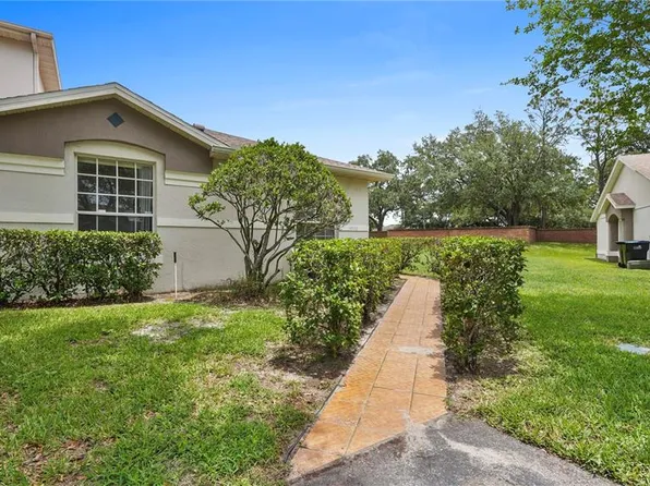 14556 Laguna Beach Cir, Orlando, FL 32824