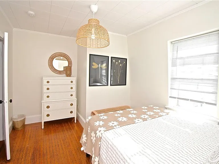 700 Thames St — Photo 39