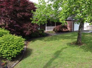 1377 Brookfield Dr, Morristown, TN 37814