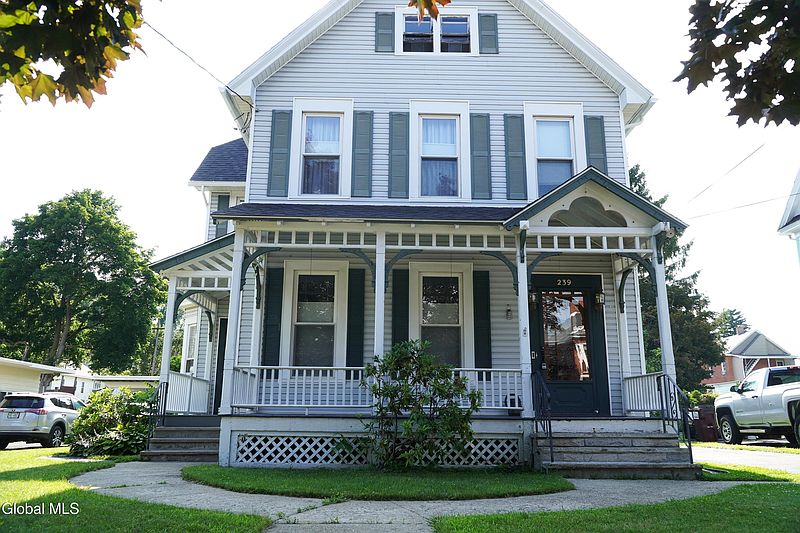 2nd image of 239 S 2nd Avenue