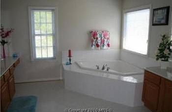 2nd image of 74 Tracey Ln