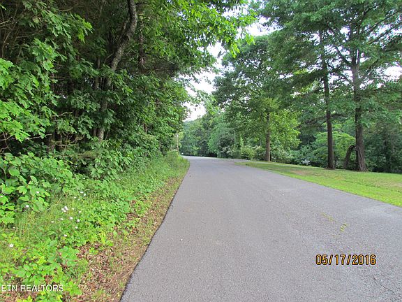 5th image of Ledgerwood Ln