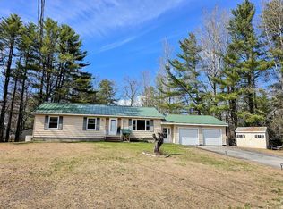 22 Pine St, Milo, ME 04463