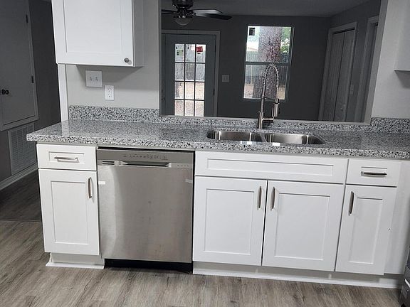 5th image of 2143 Hillrie Ln