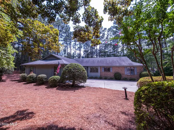 185 Pinyon Circle, Pinehurst, NC 28374