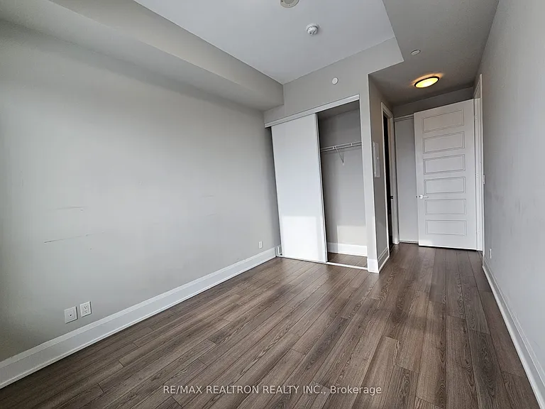 15 Water Walk Dr #907 — Photo 4
