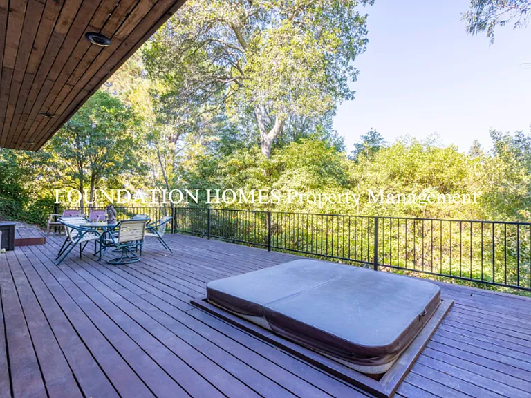 24 Longfellow Rd — Photo 10