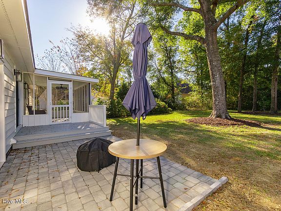 4th image of 151 Hunting Bay Drive