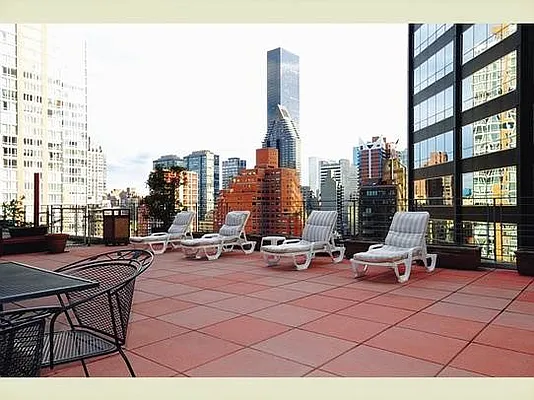 Sold by Stribling | media 12