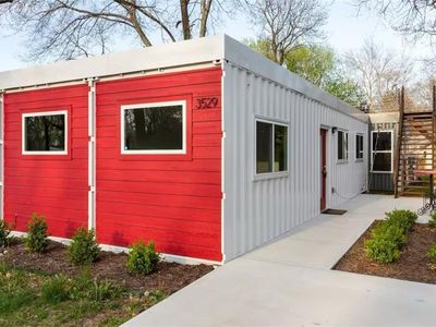 3529 State Line Rd, Kansas City, MO, 64111