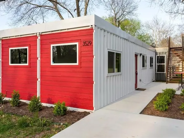 3529 State Line Rd, Kansas City, MO 64111