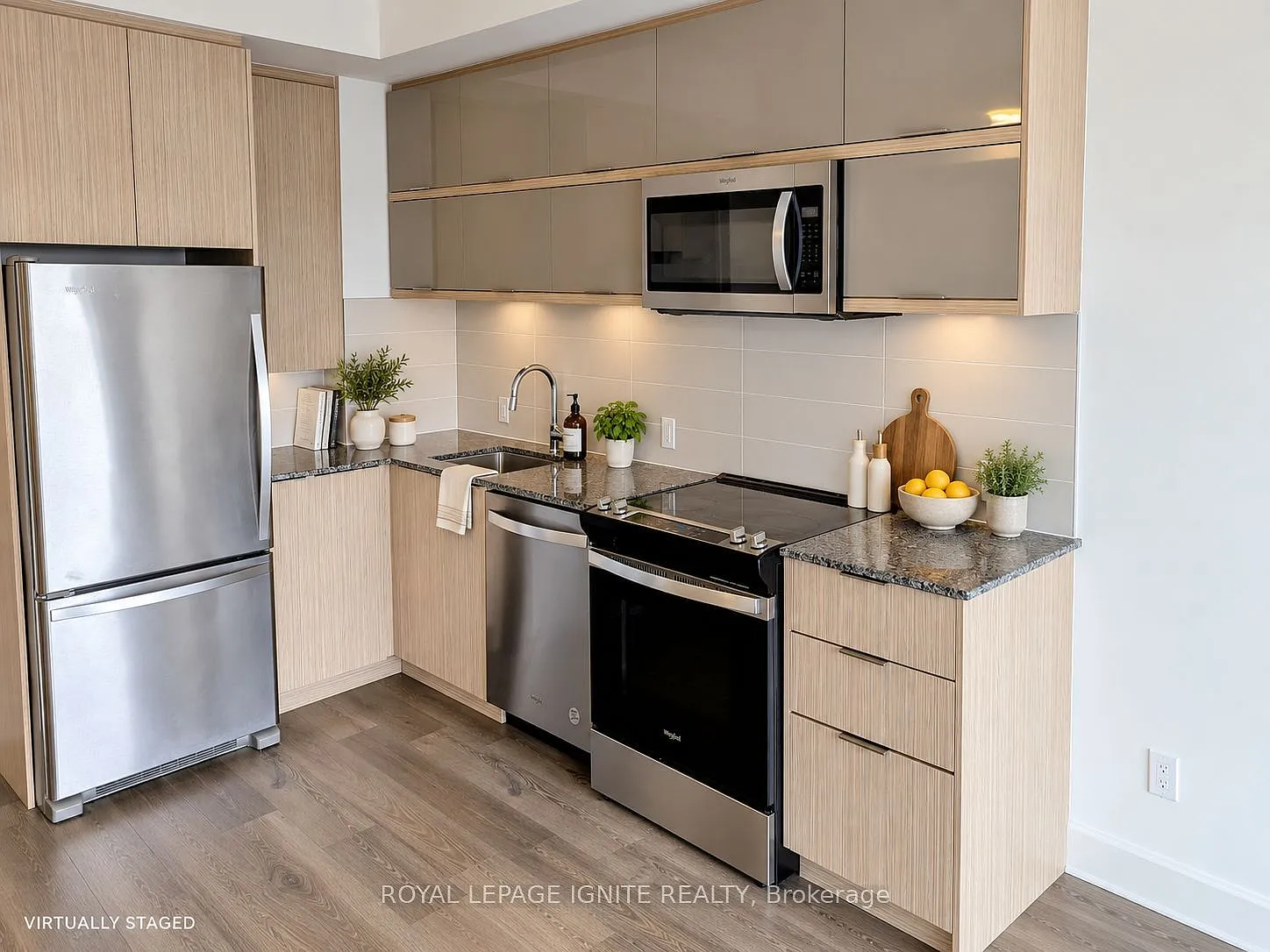2 bed, $2,300 — Photo 2