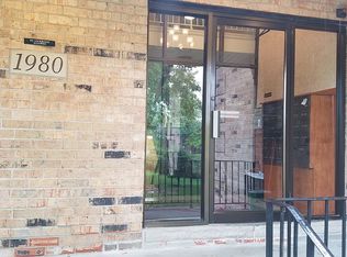 1980 Selmarten Rd #19, Aurora, IL 60505