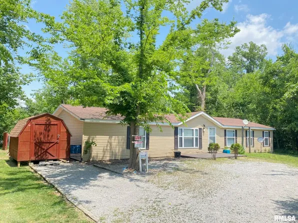 215 S Giant City Rd, Carbondale, IL 62902