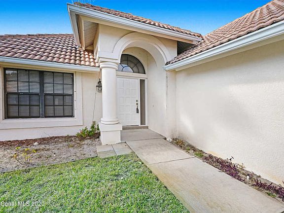 4th image of 1685 James Cir