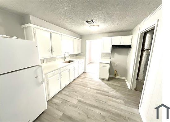 5th image of 4204 S 25th West Ave