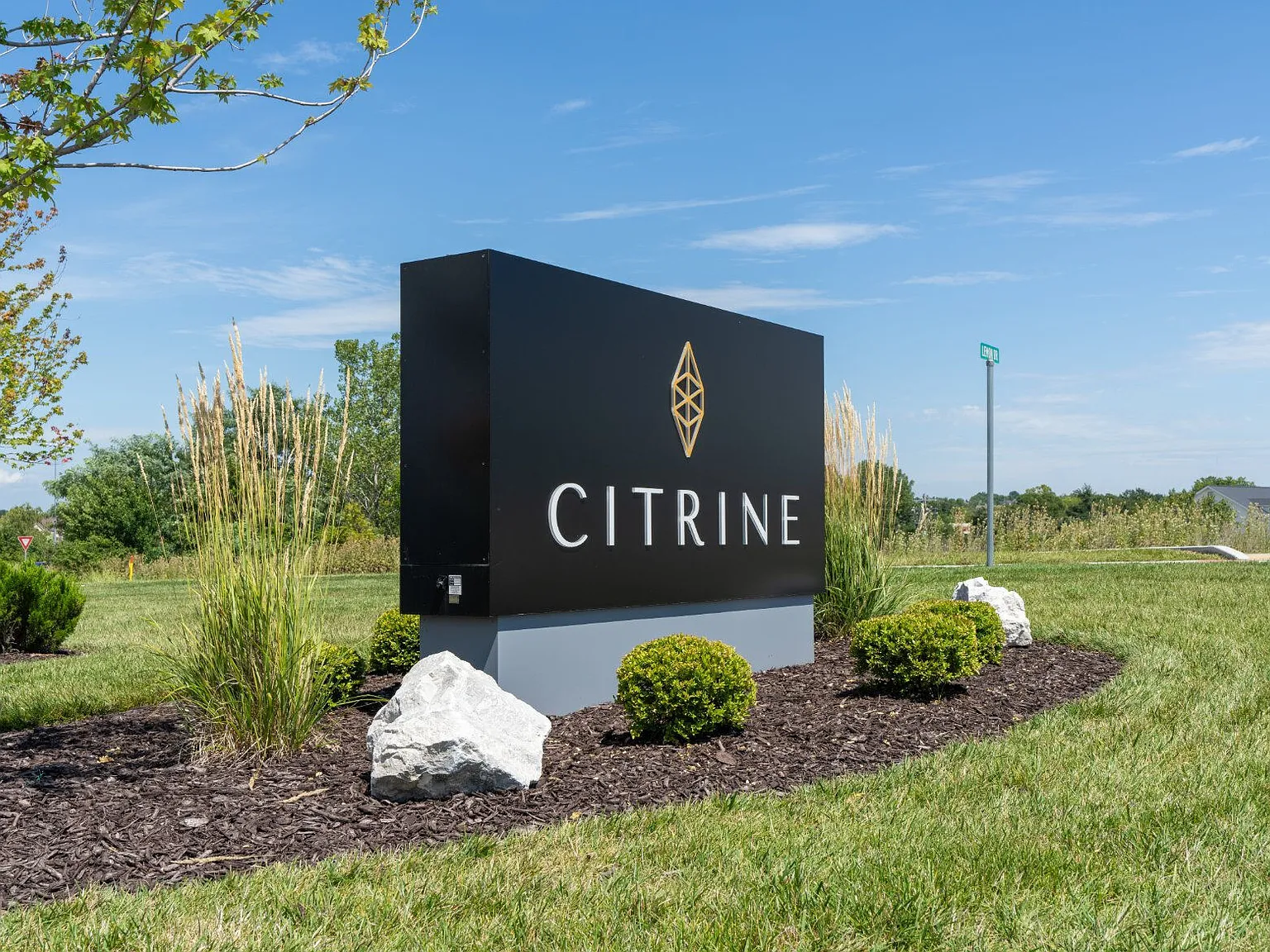 Citrine Apartments — Photo 1