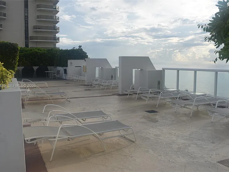 6365 Collins Ave #1211 — Photo 60