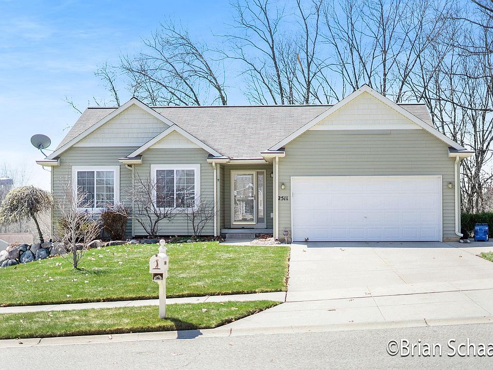 2511Lawncrest_54