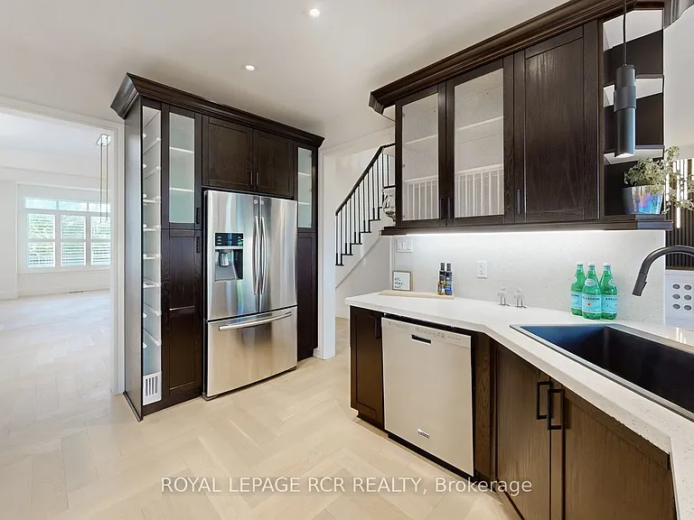 75 Dr George Burrows Pkwy E — Photo 12