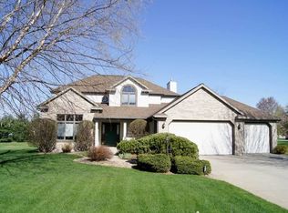 2168 S Paxton Dr, Warsaw, IN 46580