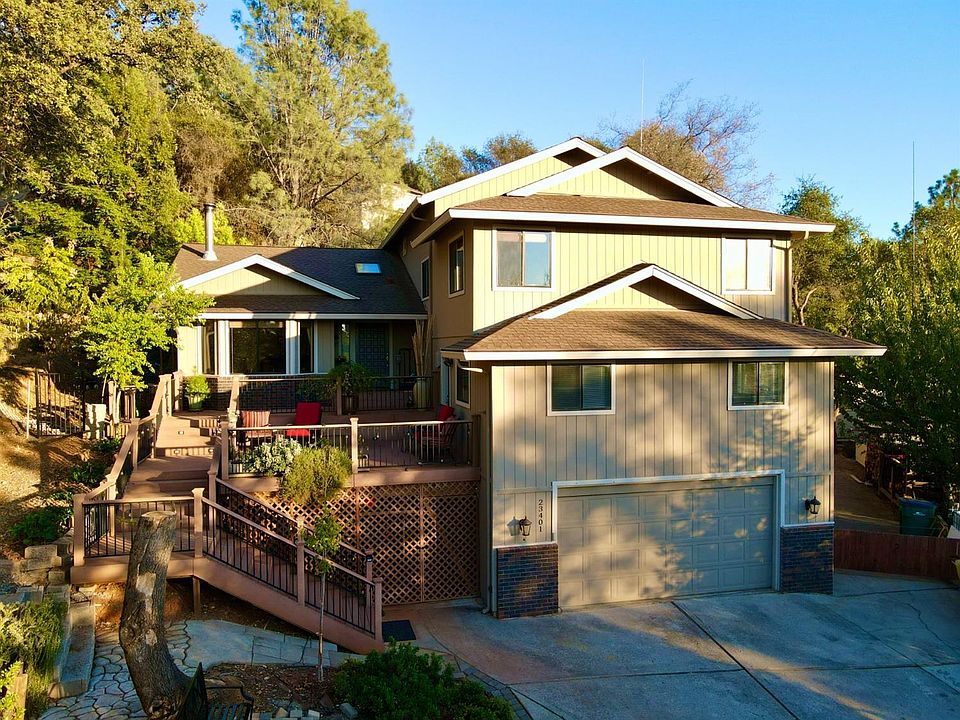 1st image of 23401 Amber Ct