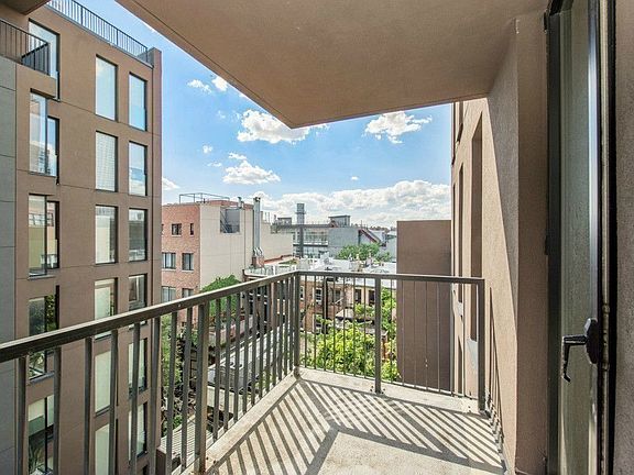 5th image of 50 N 1st St APT 5A
