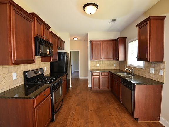 2nd image of 403 Belmont Way