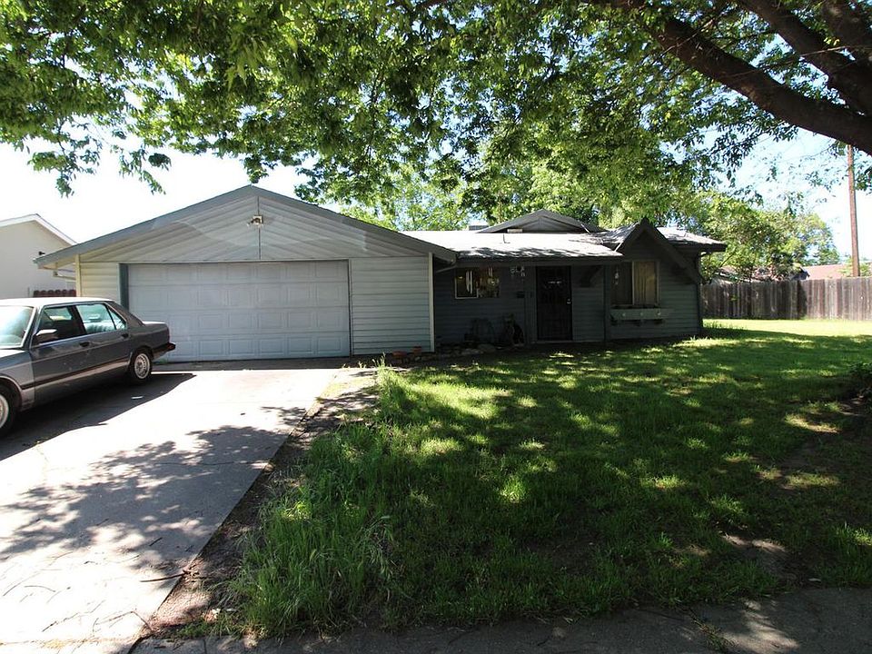 1st image of 7910 Peppertree Dr