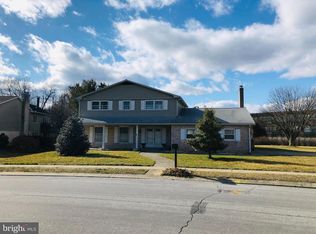 400 Hunting Park Ln, York, PA 17402