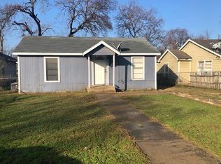 3305 N Pecan St, Fort Worth, TX 76106