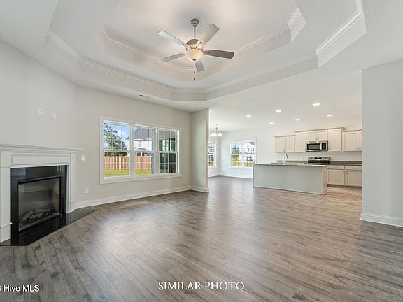 5th image of 111 Twisted Vine Boulevard