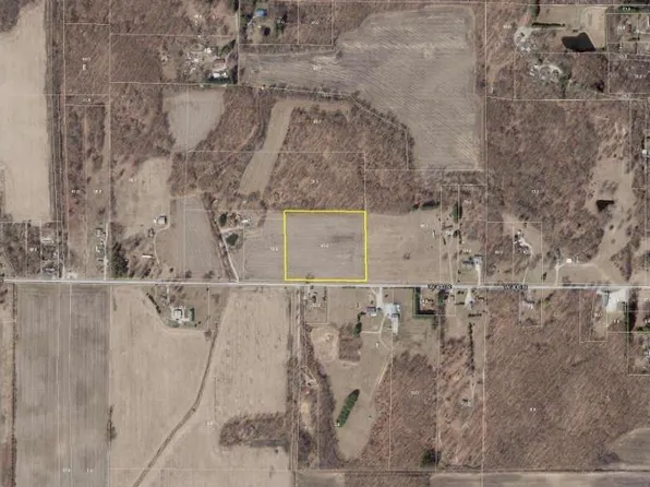 400 N Us Highway 421, Medaryville, IN 47957