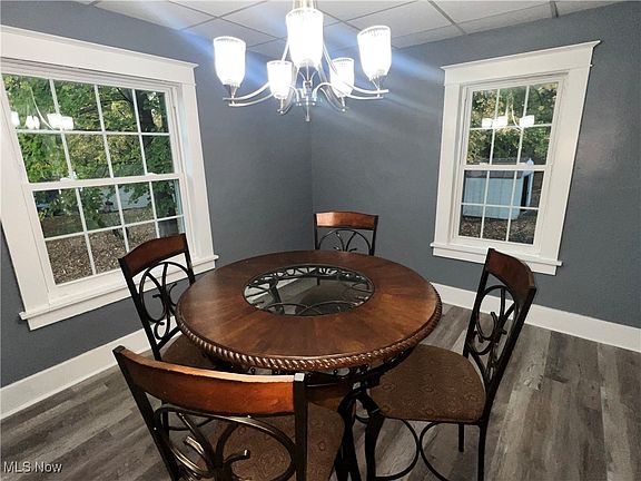 4th image of 3443 Belden Ave