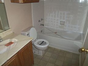3rd image of 10428 Sand Springs Ave