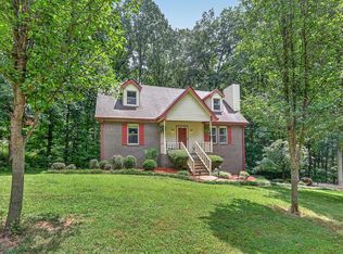 1011 Valley Ln, White House, TN 37188
