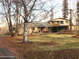 1973 Wildwood Ln, Anchorage, AK 99517