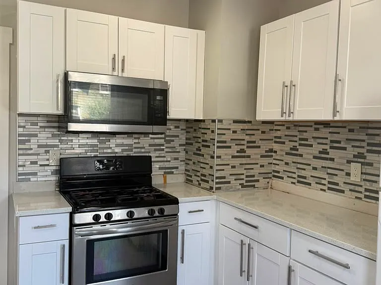 690 William St #1 — Photo 1