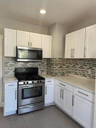 690 William St #1 Photo 1