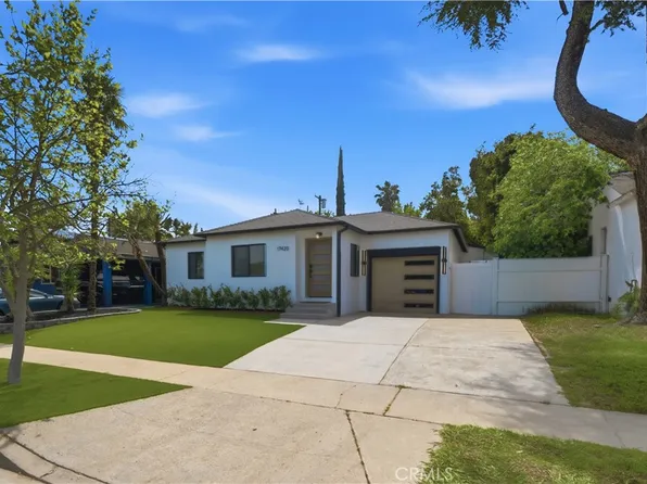 17420 Collins St, Encino, CA 91316