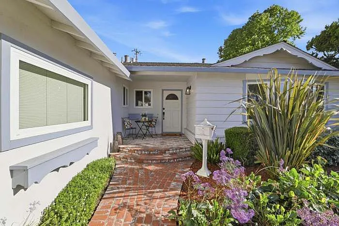 1670 Andalusia Way — Photo 5