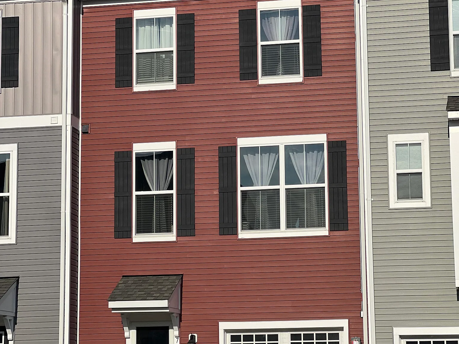 4 bed, 2040 sqft, $3,350 — Photo 1