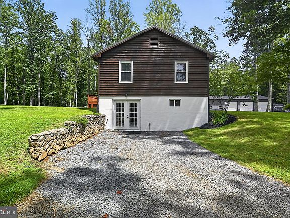 3rd image of 4055 Novum Rd